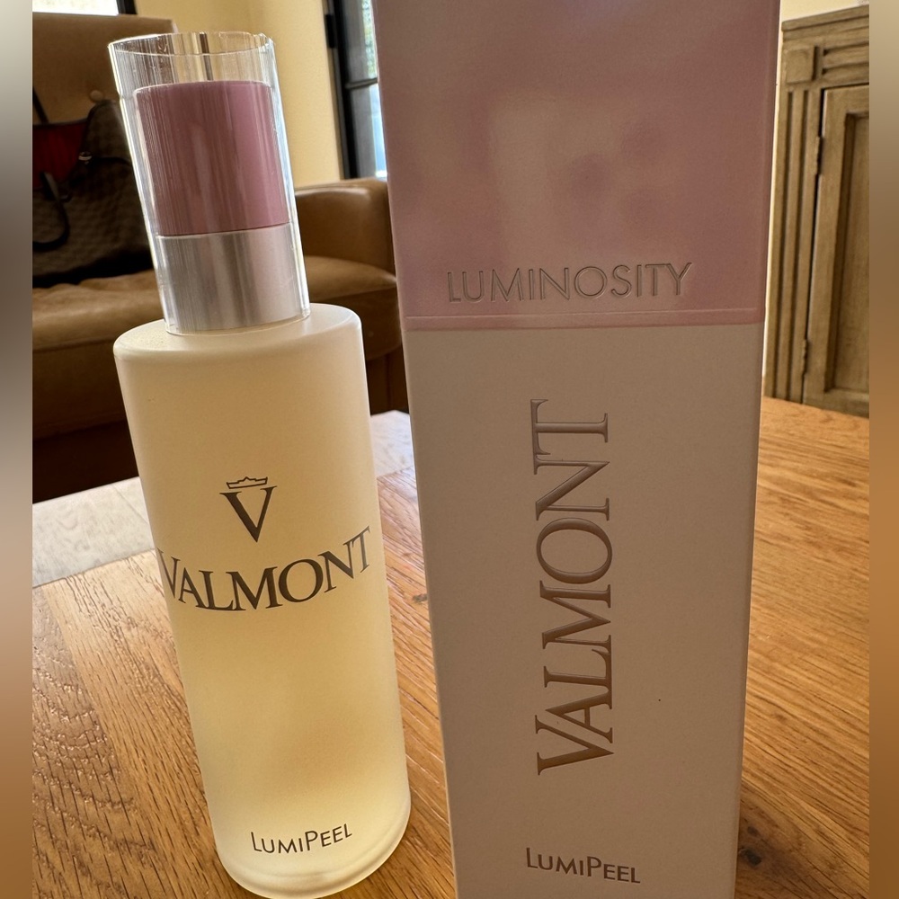 Valmont LumiPeel Exfoliating Lotion 150ml